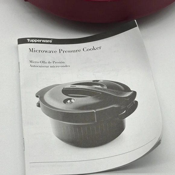 Tupperware Microwave 2-Quart Round Pressure Cooker-NEW - Picture 6 of 8